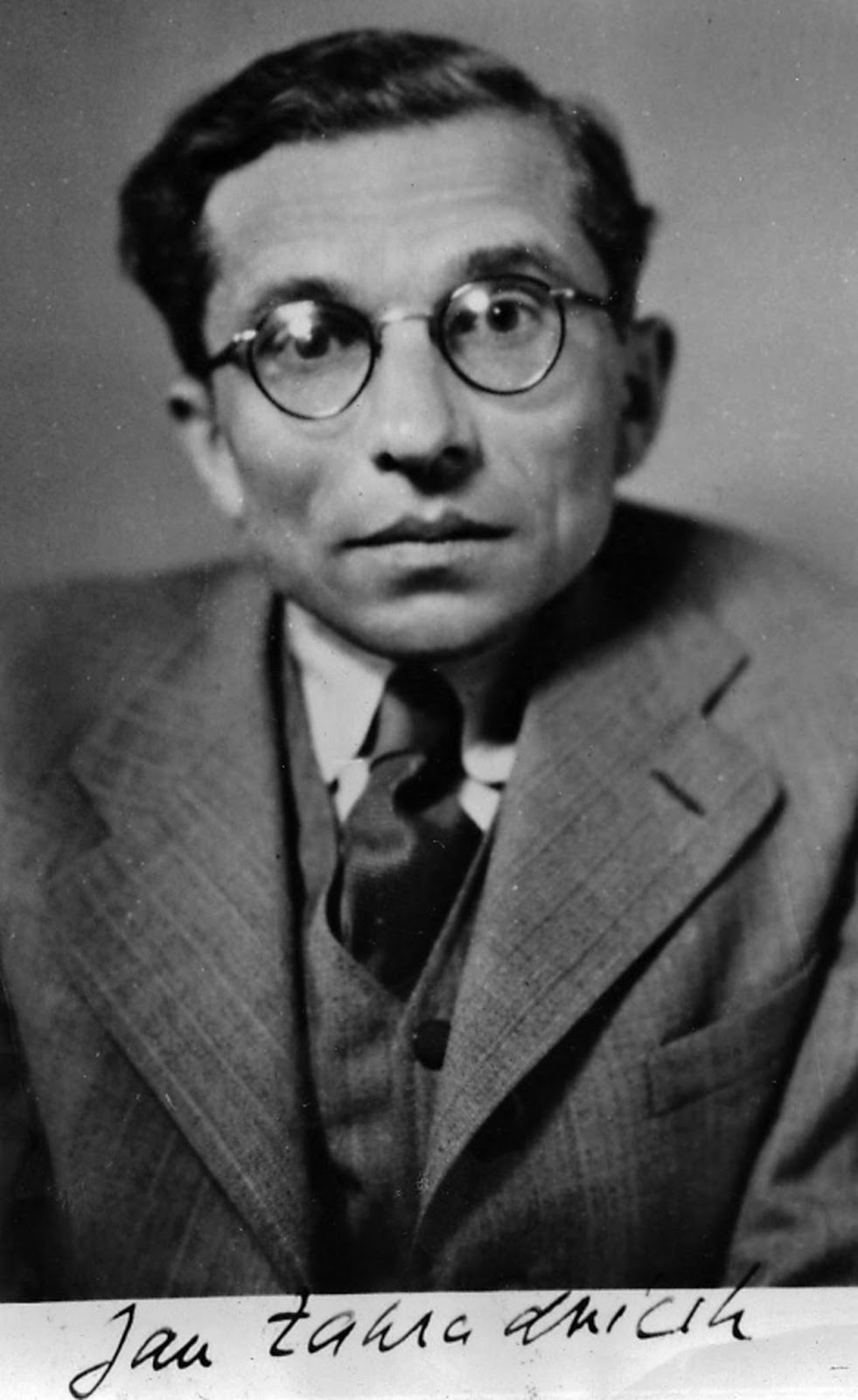 009 Jan Zahradníček, fotografie z konce čtyřicátých let.jpg