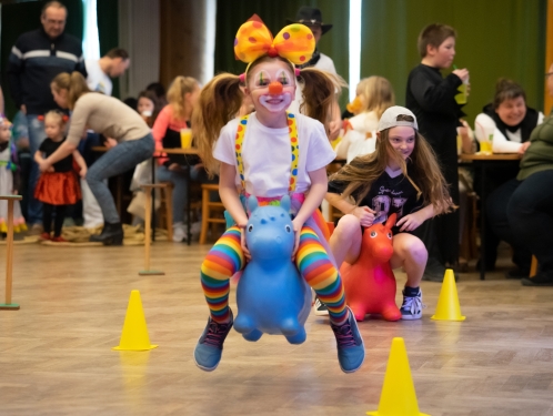 Indiáni a kovbojové dorazili až do Předína