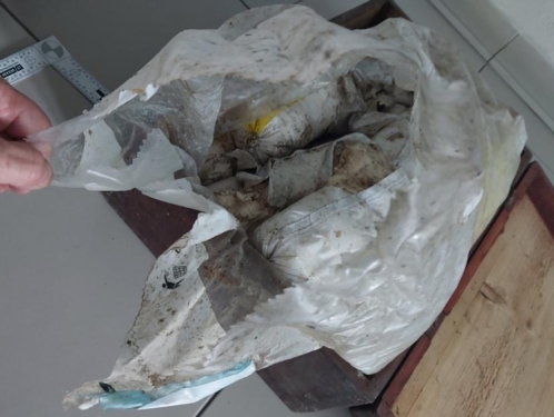 Náměšťská služebna zažila neobvyklý závěr amnestie. Muž odevzdal 15 kilogramů trhaviny