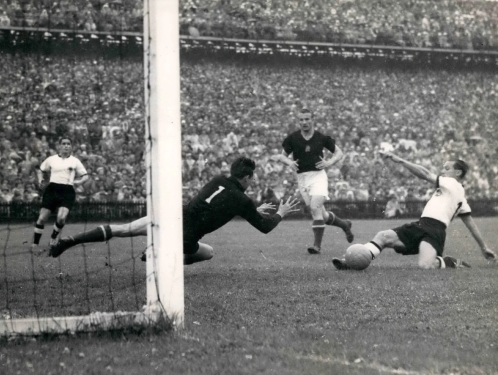 Fotbalové ohlédnutí před výkopem Mundialu