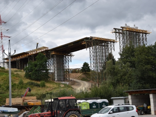 Pád muže z mostu v Brtnici skončil tragicky