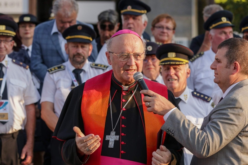 Image 15