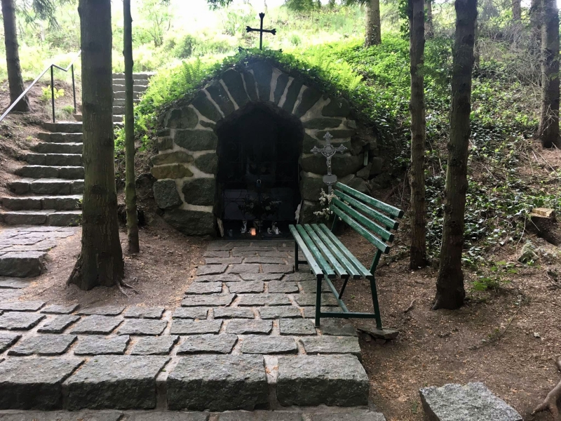 Image 4