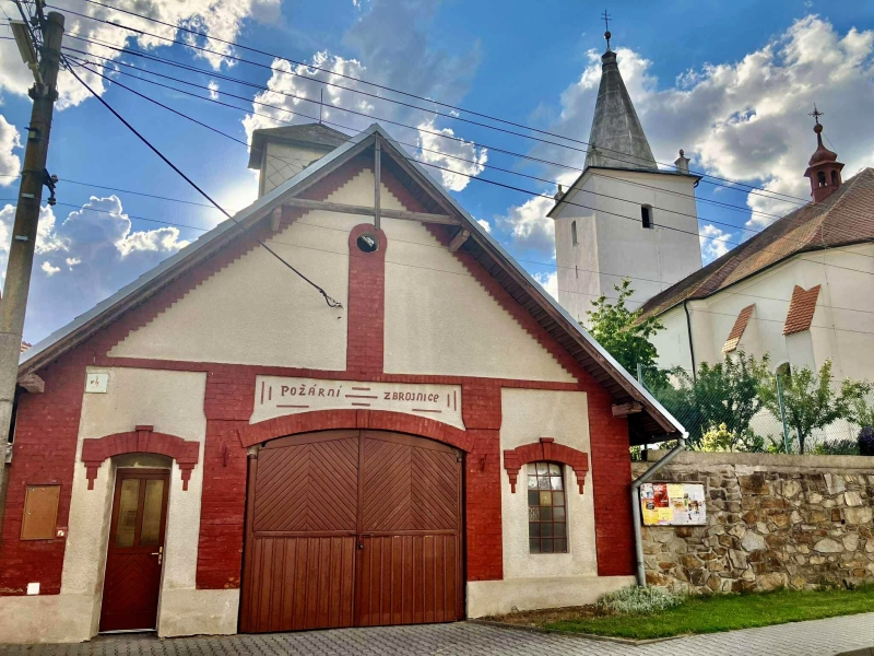 Image 4