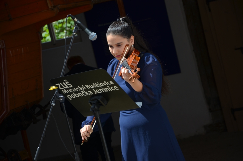 Image 32