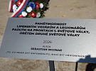 Památku padlých uctili sochou
