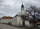Užívají si ticha a pohledů na Alpy