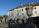 Opravené vázy jsou první vlaštovkou