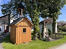 Nová zvonička již zdobí náves