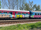 Vlak v Třebíči se stal terčem graffiti, policie hledá viníka