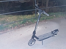 Opilý boural na elektrokoloběžce