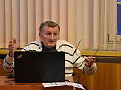 Sportovní hala rozpoltila město