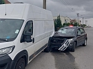 Opilý řidič havaroval, jiný muž chtěl skočit z mostu