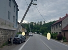 Auto narazilo do sloupu u Vladislavi - silnice zůstává uzavřena