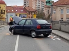 Rychlá jízda pod vlivem skončila smykem a srážkou