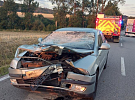 Osobní auto narazilo u Starče do traktoru
